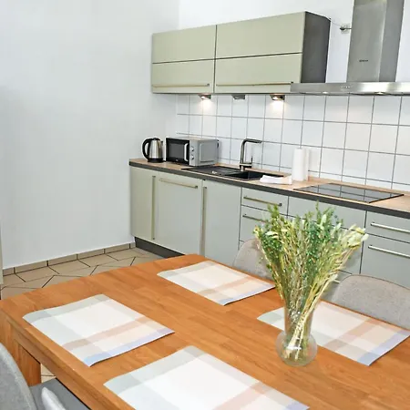 Selliner Nur 500 M Bis Zum Δωμάτια σε οικογενειακή κατοικία